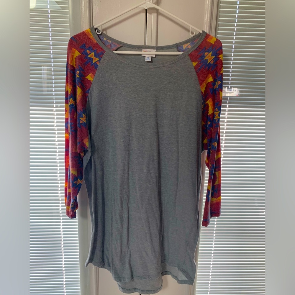 LuLaRoe Randy Tee | Gray with Colorful Southwestern Pattern | Women’s Size XL